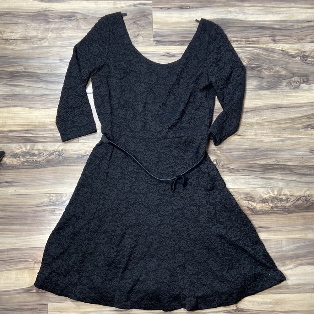 White House Black Market Black Fit & Flare Lace dress 3/4 length sleeve Sz 10